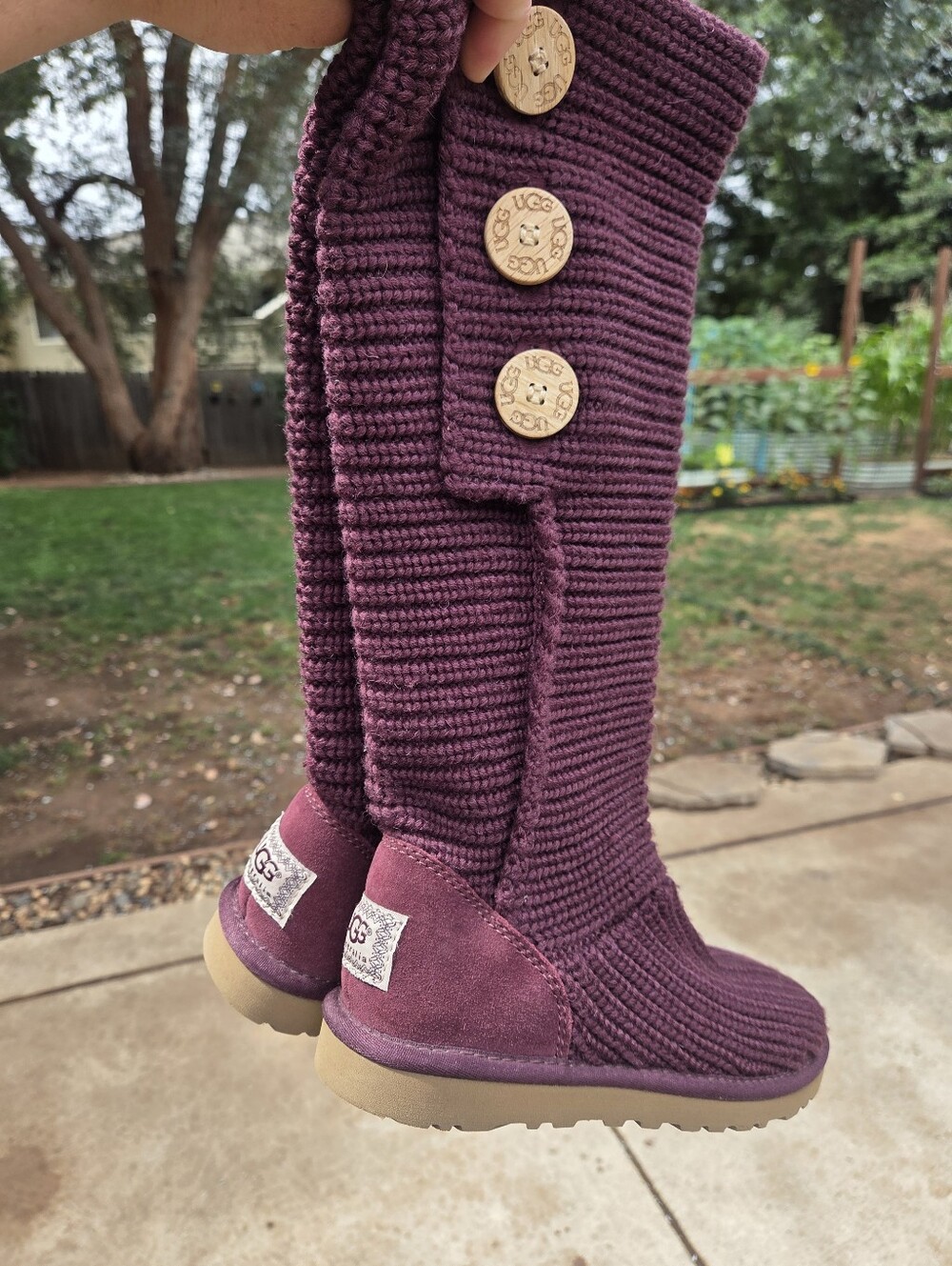 UGG Classic Cardy Knit Boots burgundy Womans Size 6 - Picture 10 of 11